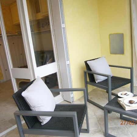 Agreable Studio Avec Cave Et Parking Privatif La Ciotat Exterior photo