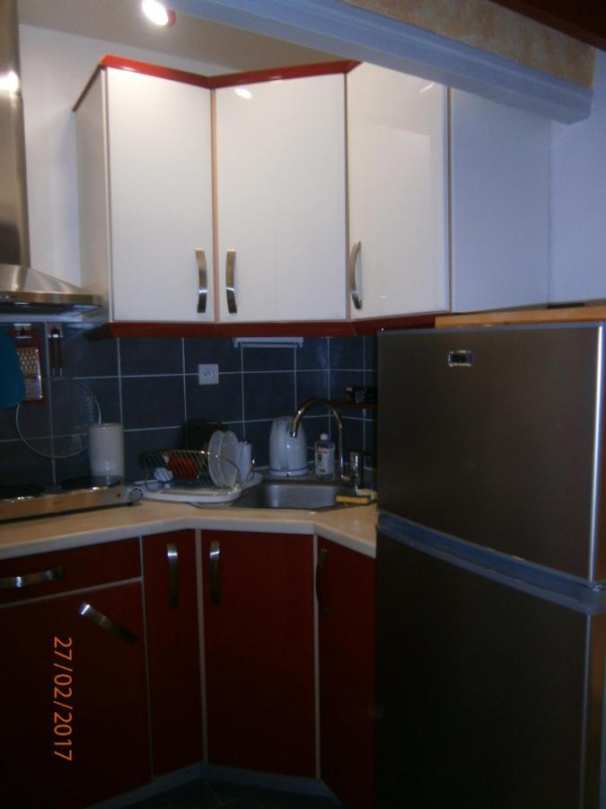 Agreable Studio Avec Cave Et Parking Privatif La Ciotat Exterior photo